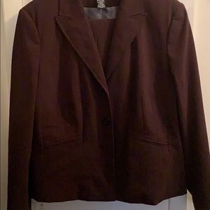 Brown pant with suit jacket